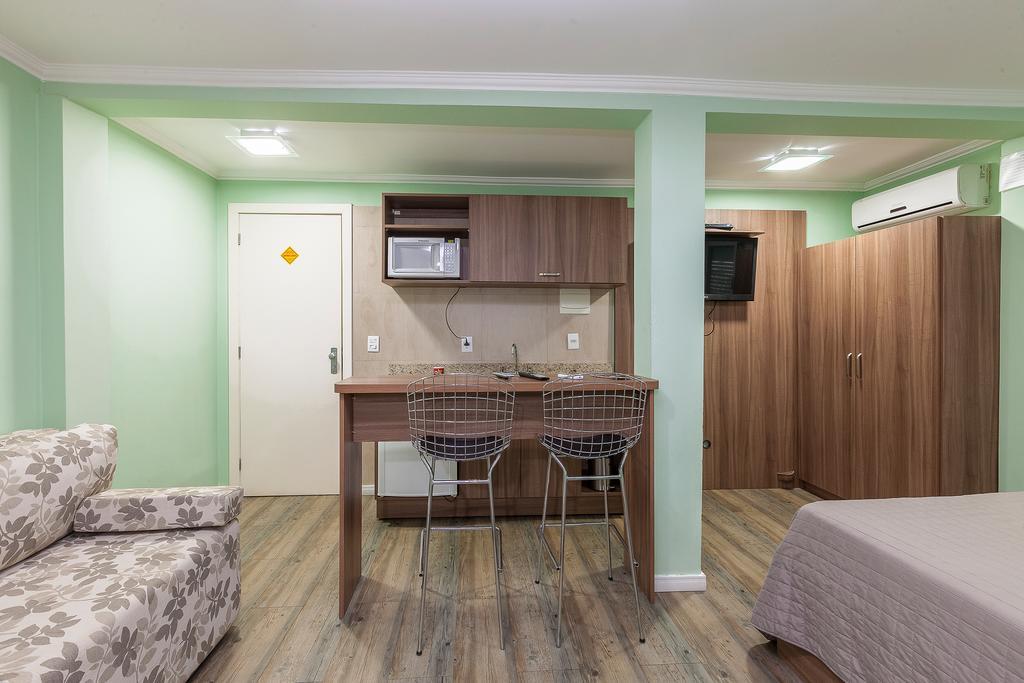 Hotel Goncalves- Proximo A Santa Casa De פורטו אלגרה מראה חיצוני תמונה