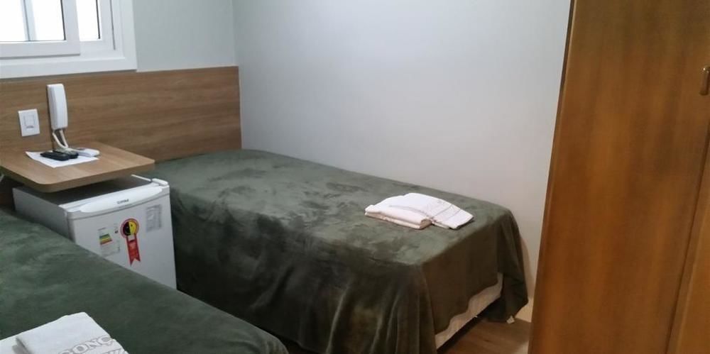 Hotel Goncalves- Proximo A Santa Casa De פורטו אלגרה מראה חיצוני תמונה