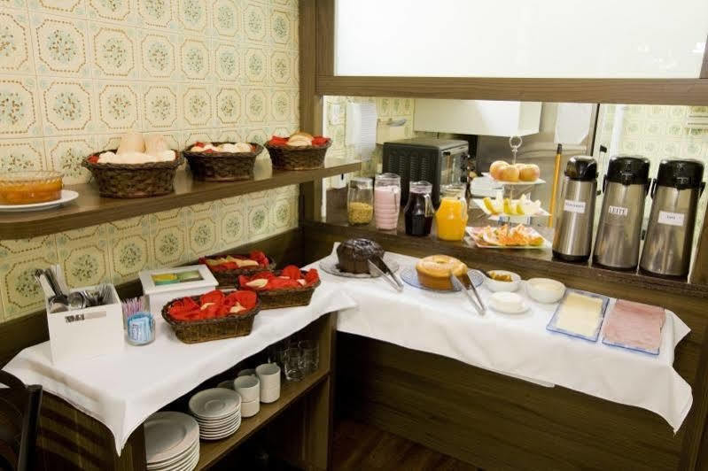 Hotel Goncalves- Proximo A Santa Casa De פורטו אלגרה מראה חיצוני תמונה